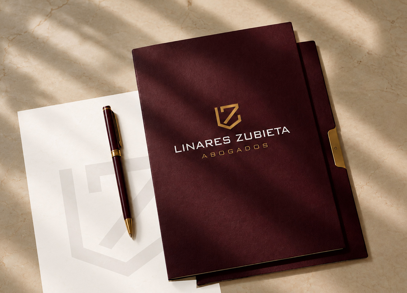Diseño de logotipos personalizados para despachos de abogados en Pamplona Navarra Madrid Barcelona Valencia Sevilla Málaga y Granada